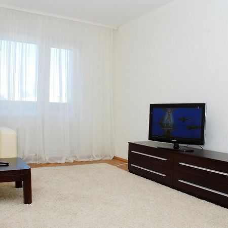 2-Komnatnye Apartamenty Alladin - Pozniaki Kiev Exterior foto