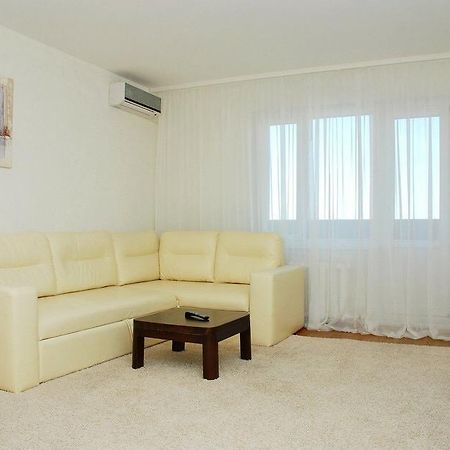 2-Komnatnye Apartamenty Alladin - Pozniaki Kiev Exterior foto